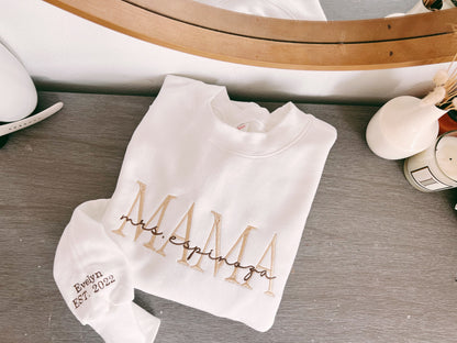 Mama Sweatshirt – Personalized Embroidery Gift for Mom
