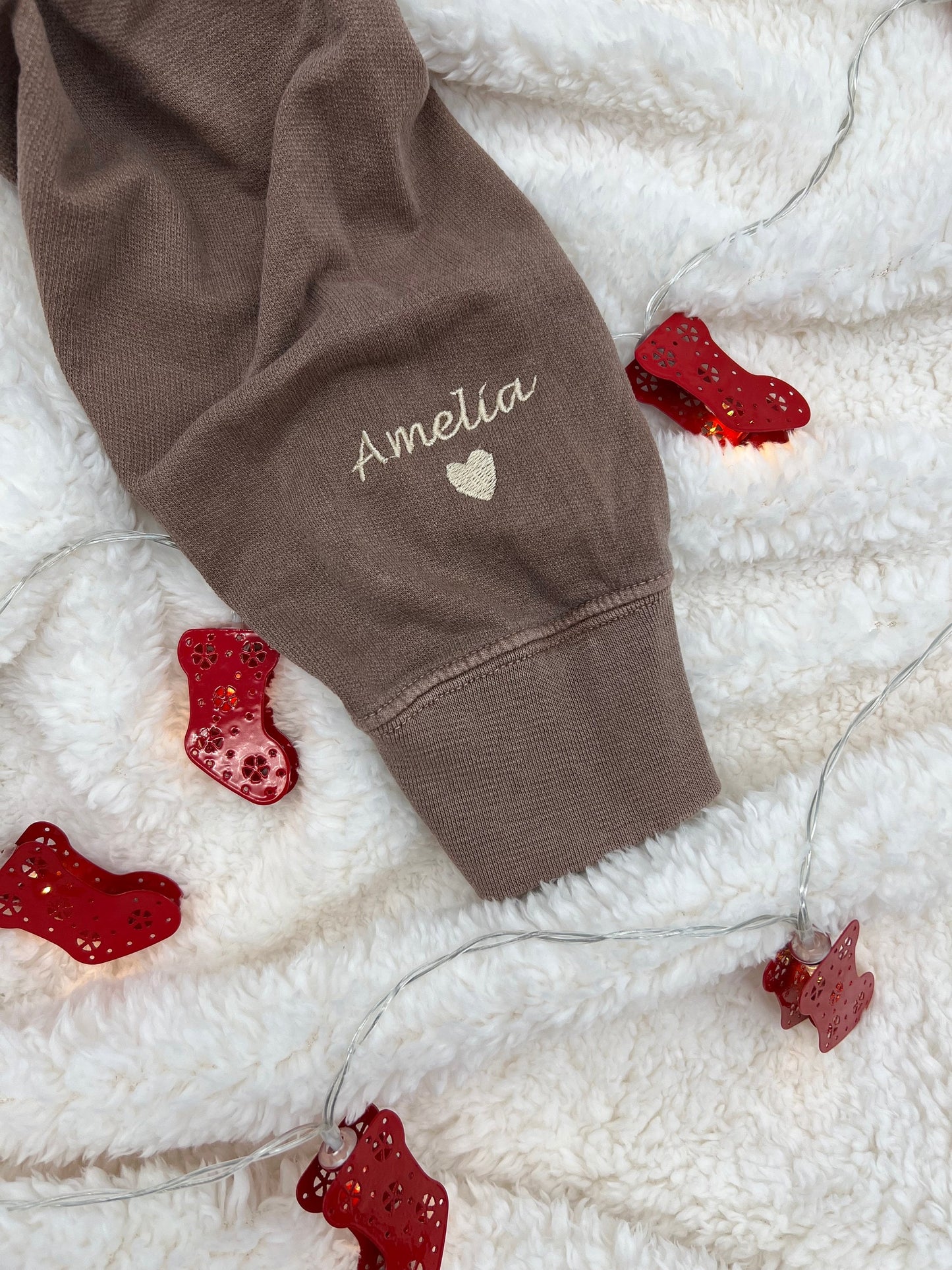 Gingerbread Men Sweatshirt – Personalized Christmas Gift