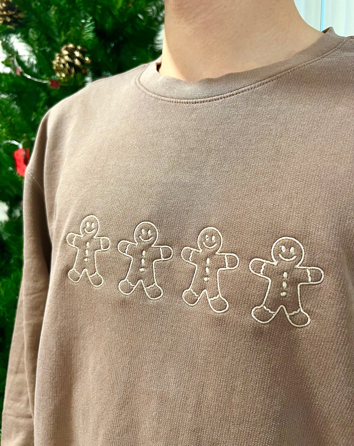 Gingerbread Men Sweatshirt – Personalized Christmas Gift