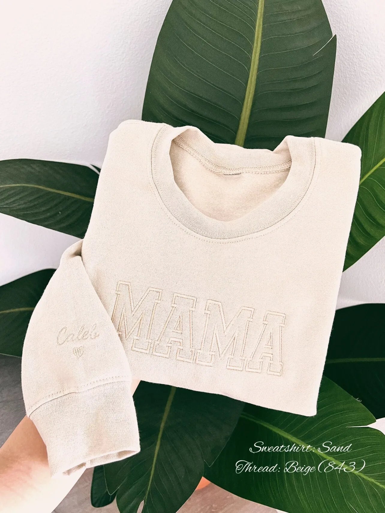 Mama Sweatshirt – Personalized Embroidery Gift for Mom